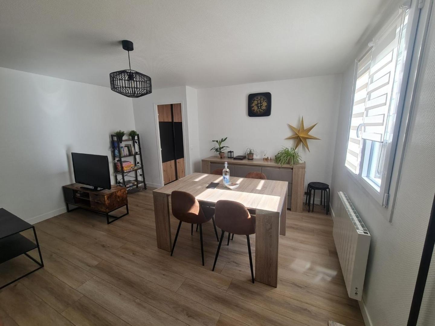 T2 Sur Cour Intérieure Proximité Gare Apartamento Besanzón
